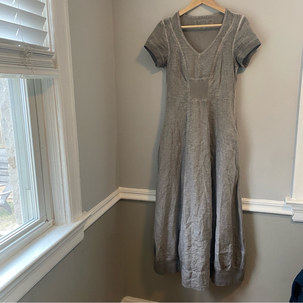 Grizas gray short sleeve v neck midi maxi linen dress with side pockets S